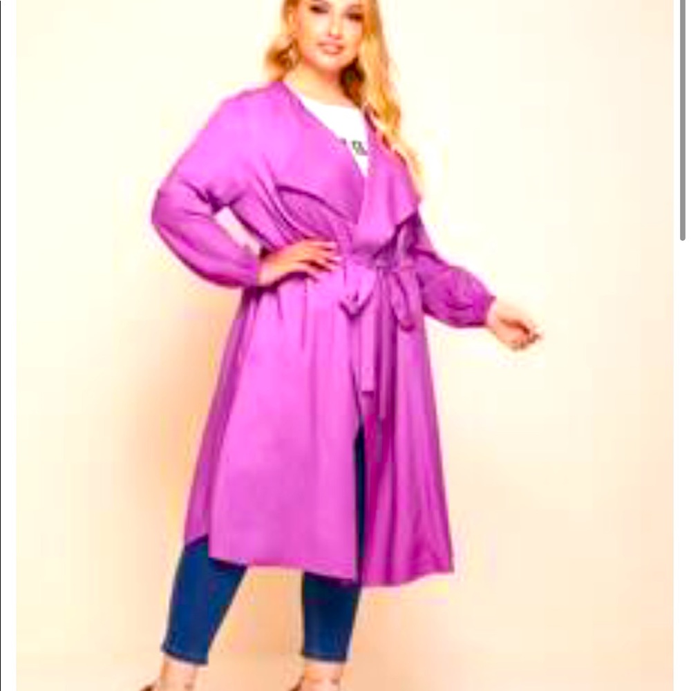 Plus size lightweight coat